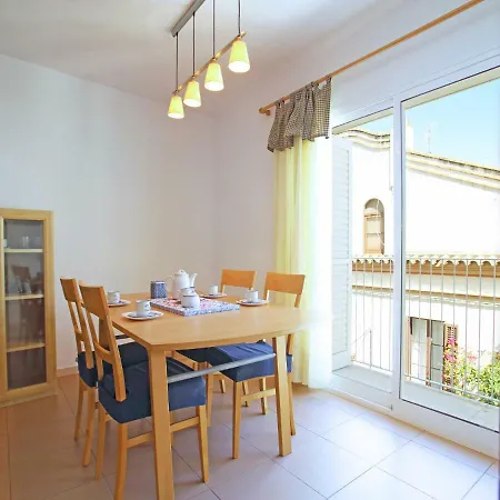 Tarrida 3 Bedroom Center Of *