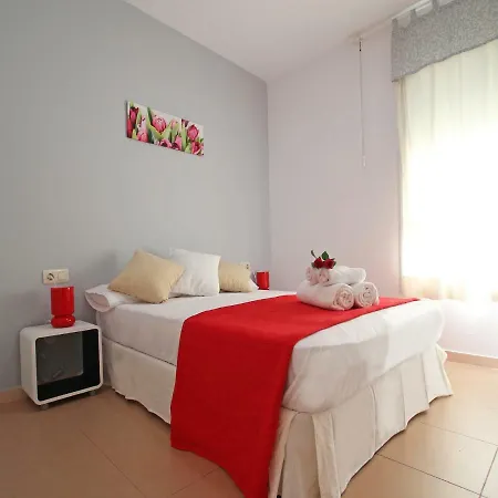 Tarrida 3 Bedroom Center Of *